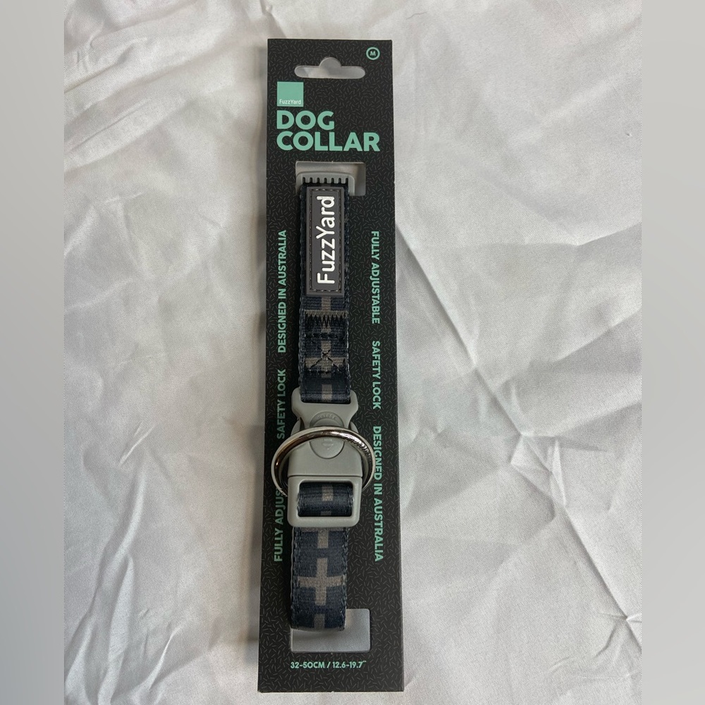 FuzzYard Black with Grey Dog Collar Size M NWT